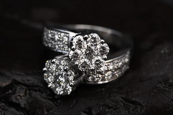 custom diamond and platinum engagement rings